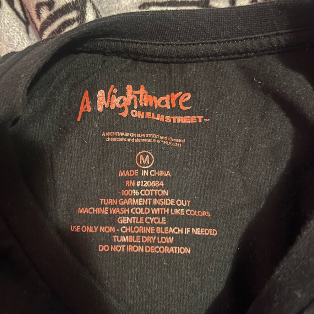 A Nightmare on Elm Street Black and Red Long Sleeve Shirt - Picture 2 of 6